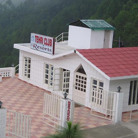 เตหริ คลับ แอนด์ รีสอร์ต Hotel Chamba  ภายนอก รูปภาพ