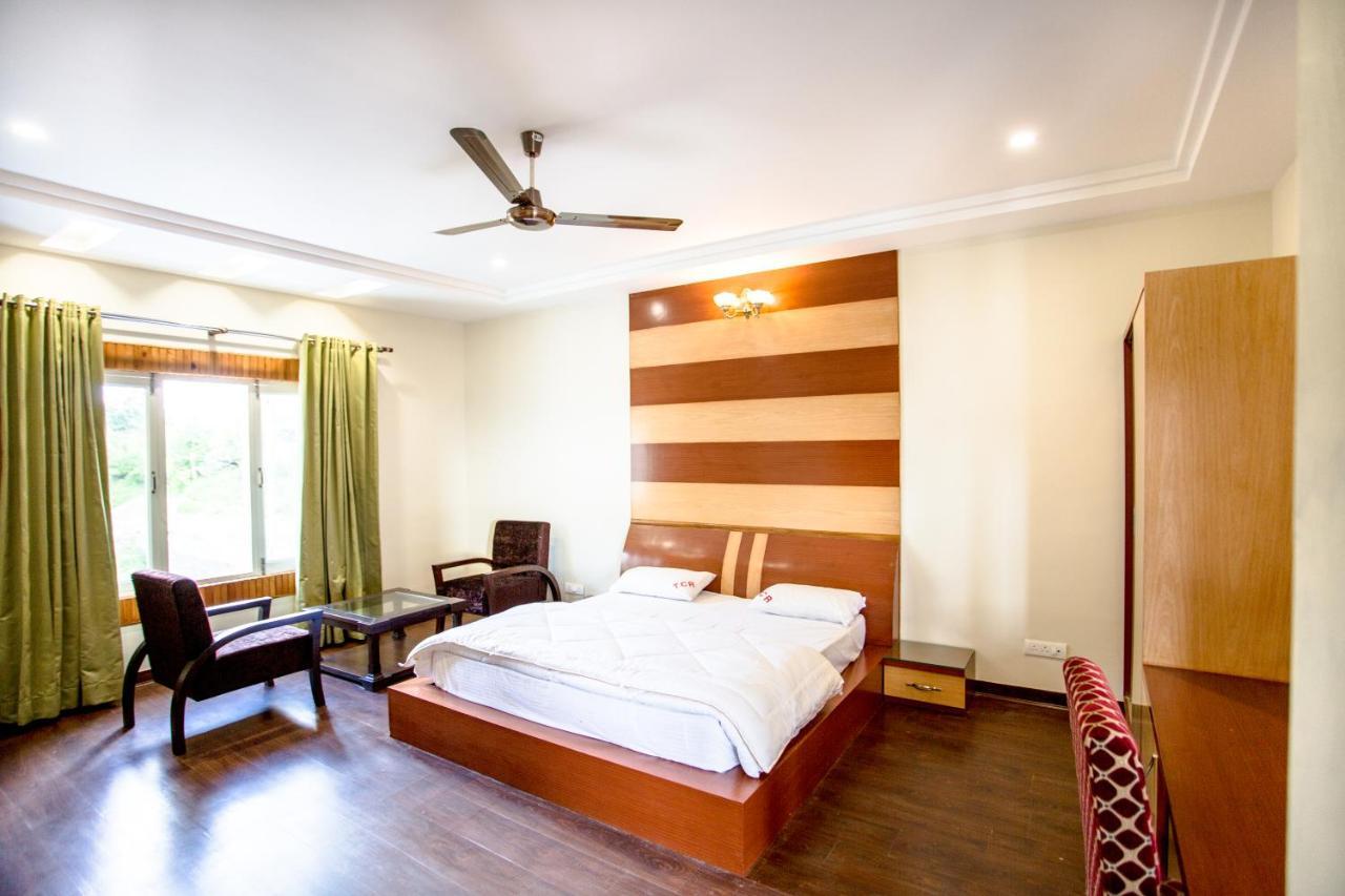 เตหริ คลับ แอนด์ รีสอร์ต Hotel Chamba  ภายนอก รูปภาพ